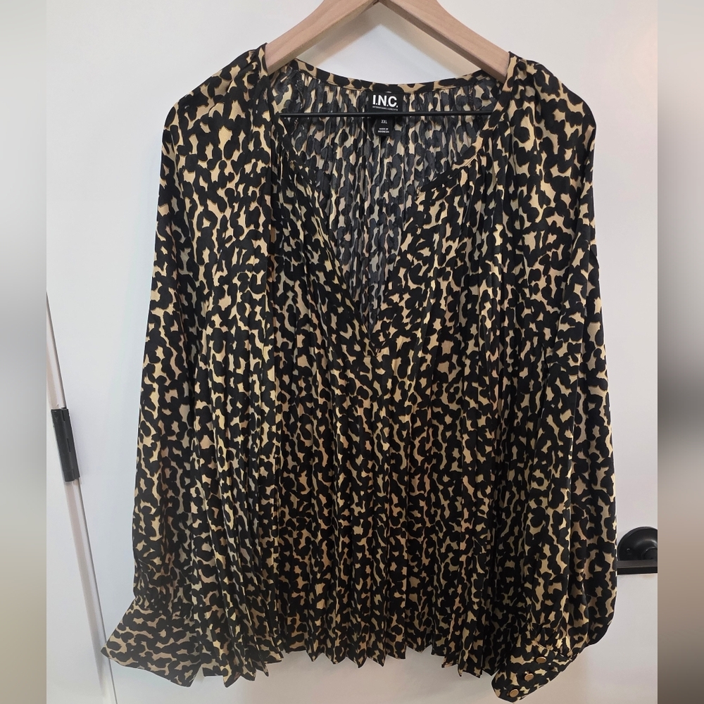 INC Leopard Pleated Print Top